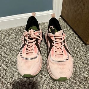 Pink Cloud Multi Fabletics gym shoes